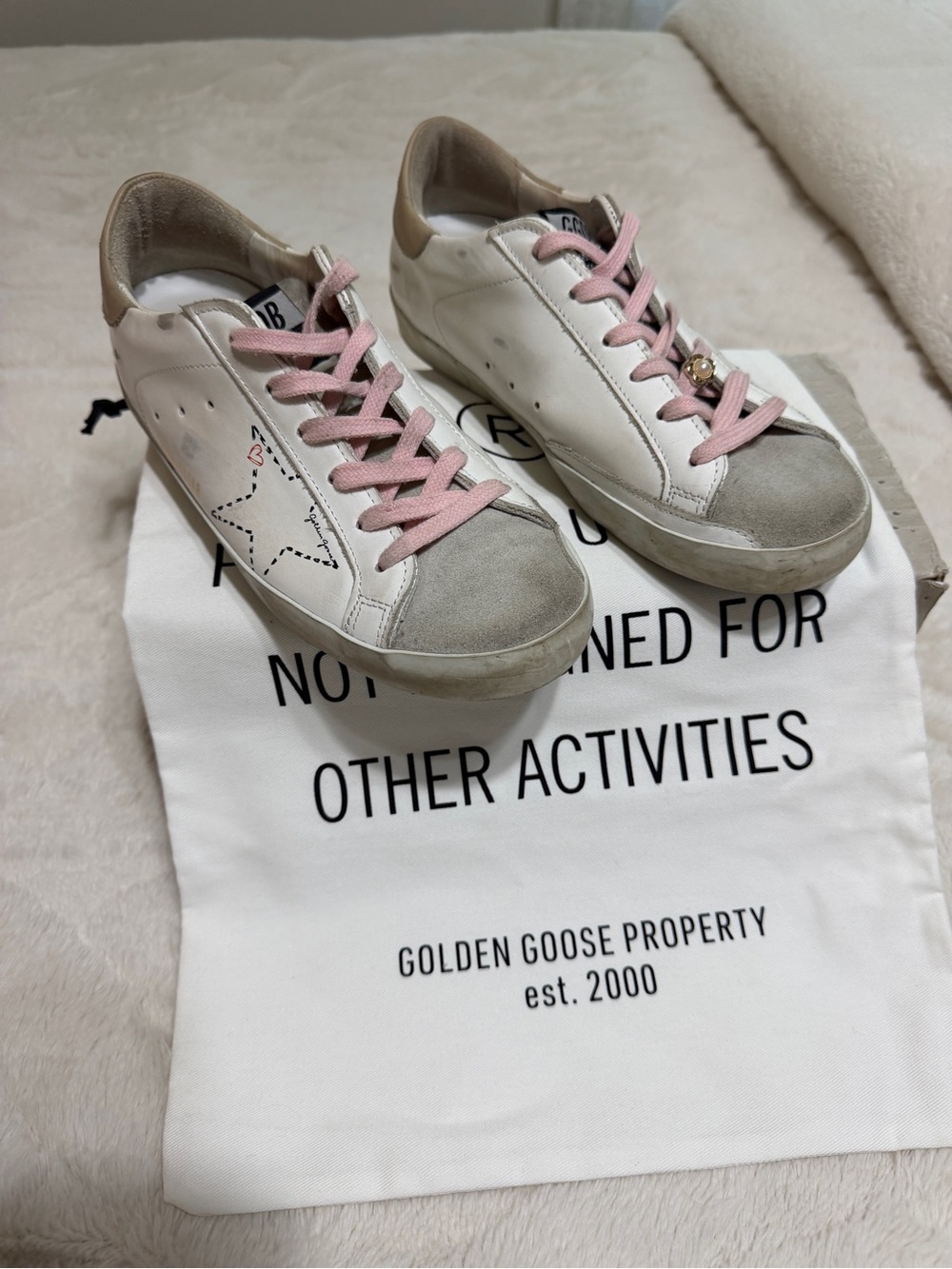 Golden Goose White Sneakers with Pink Laces and Beige Trim - Picture 2 of 8